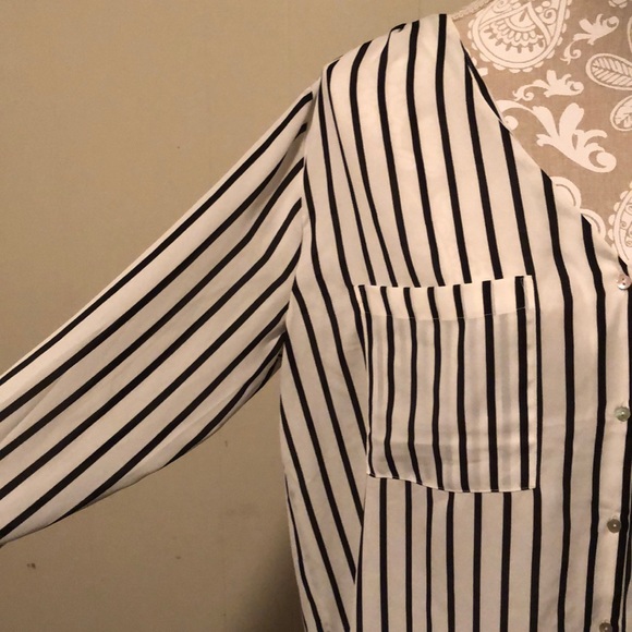 Black & White Stripe Chiffon L/S Blouse - Picture 2 of 5